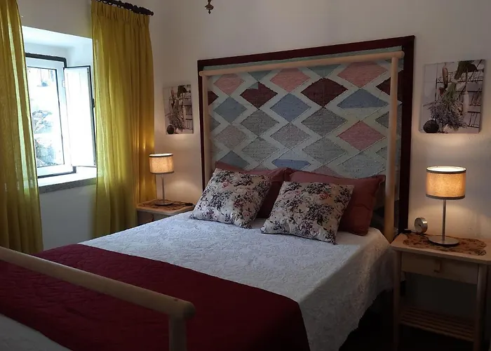 Casinha Oliveiras Guest house